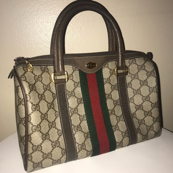 gucci vintage supreme canvas shoulder bag